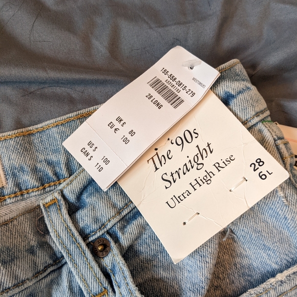NWT the 90's straight Abercrombie Jeans - Picture 3 of 3